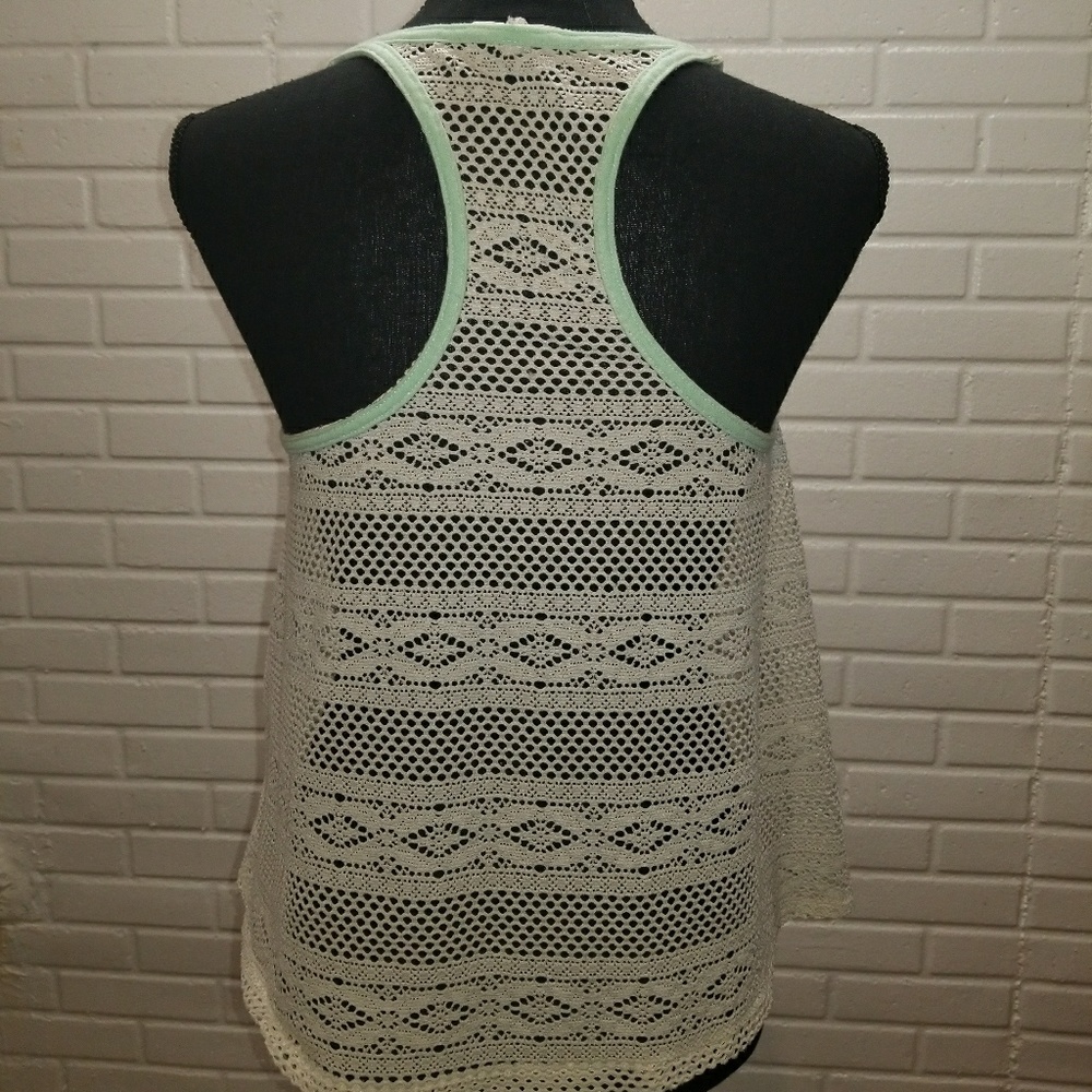 Medium Aeropostale tank - Picture 2 of 3
